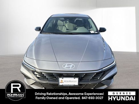 New 2025 Hyundai Elantra Sport w/ Cargo Package image 3