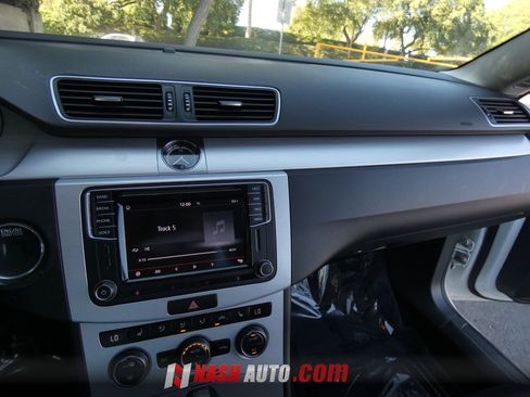 Used 2016 Volkswagen CC R-Line FWD image 51