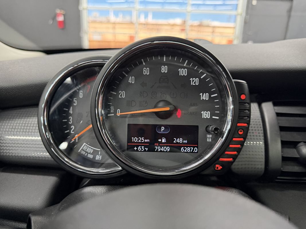 Used 2017 MINI Cooper 2-Door Hardtop FWD image 21