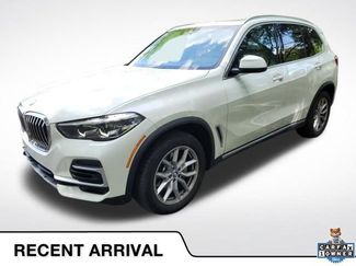 Used 2023 BMW X5 xDrive40i AWD/4WD video 1