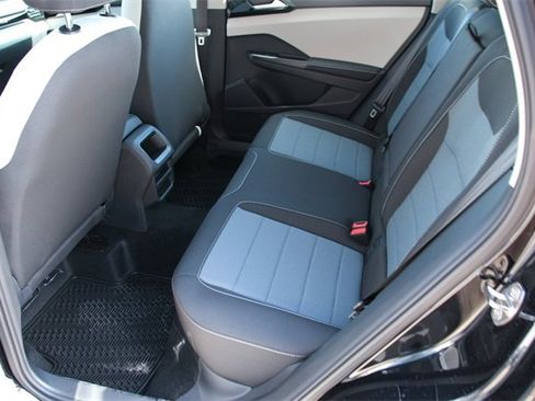 New 2026 Volkswagen Taos S image 27