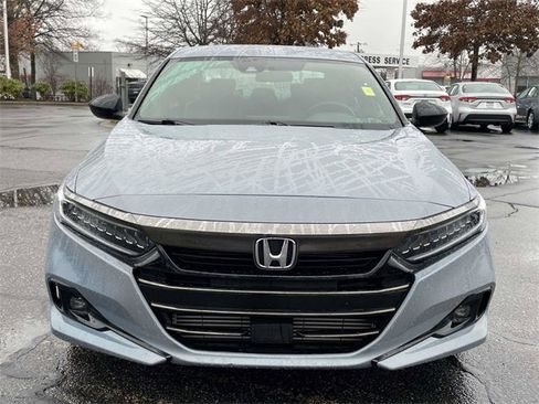 Used 2022 Honda Accord Sport image 8