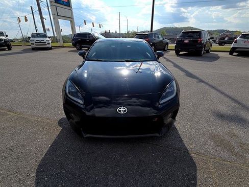 Used 2022 Toyota GR86 w/ ALL Weather Mat Package (TMS) image 6