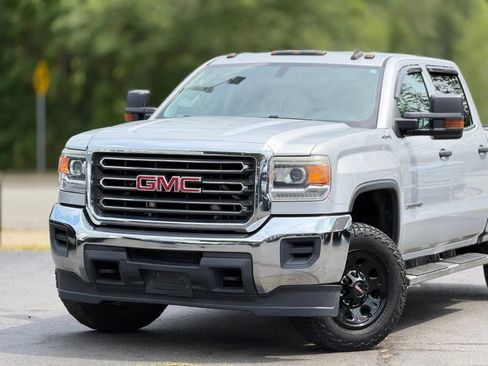 Used 2016 GMC Sierra 3500 4x4 Crew Cab w/ Sierra Convenience Package image 2