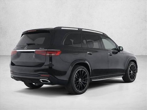 New 2026 Mercedes-Benz GLS 580 4MATIC image 7