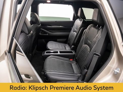 Certified 2026 INFINITI QX60 Autograph w/ Dark Cargo Package image 18