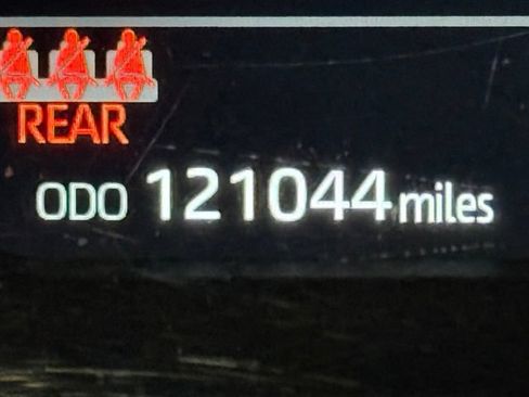Used 2023 Toyota Tundra Limited w/ TRD Off-Road Package AWD/4WD image 25