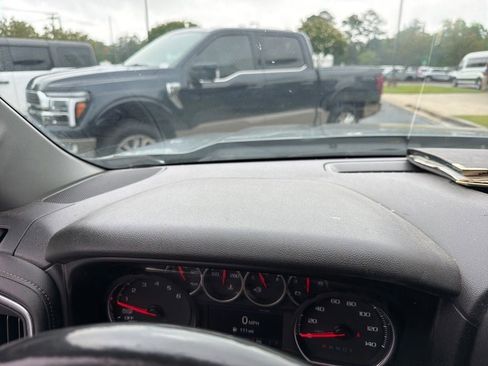 Used 2021 Chevrolet Silverado 1500 LT AWD/4WD image 32