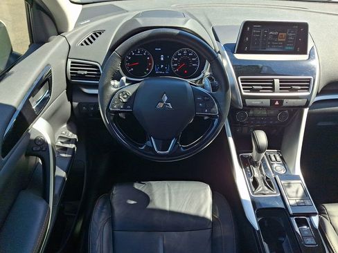 Used 2018 Mitsubishi Eclipse Cross AWD image 12