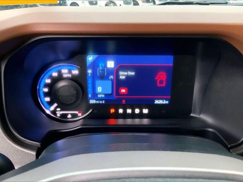 Used 2024 Ford Bronco Outer Banks AWD/4WD image 22