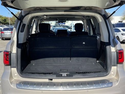 Used 2023 INFINITI QX80 Luxe w/ Cargo Package image 34