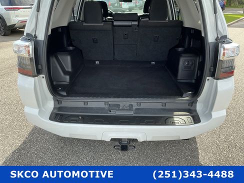 Used 2022 Toyota 4Runner SR5 image 22
