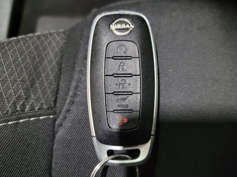 Used 2023 Nissan Pathfinder SV w/ SV Premium Package AWD/4WD image 32