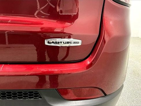 Used 2022 Jeep Compass Latitude image 25