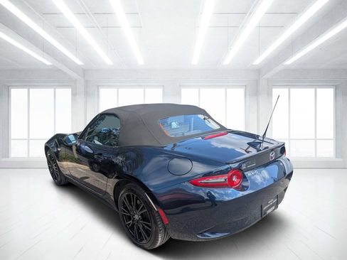 Certified 2025 MAZDA MX-5 Miata Club w/ Interior Package RWD image 4