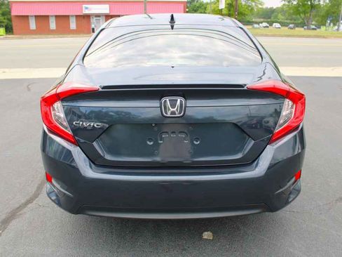 Used 2017 Honda Civic EX-L image 7