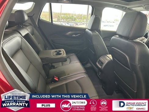 Used 2024 GMC Terrain SLT w/ Tech Package image 27