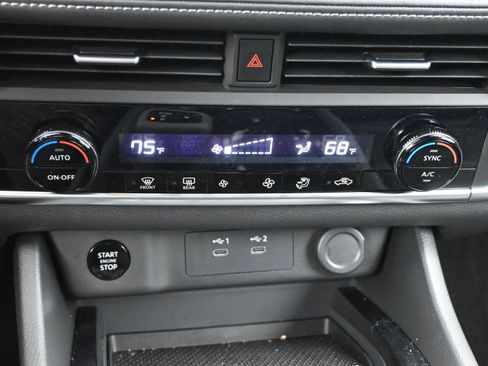 Used 2026 Nissan Rogue SV image 19