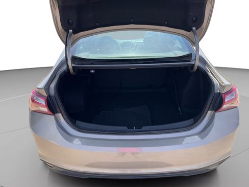 Used 2022 Chevrolet Malibu LT image 19