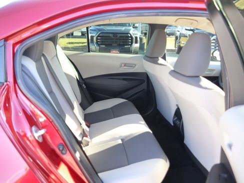 Used 2024 Toyota Corolla LE image 10