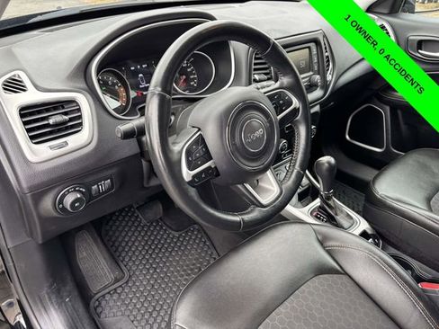 Used 2018 Jeep Compass Latitude w/ Cold Weather Group image 8