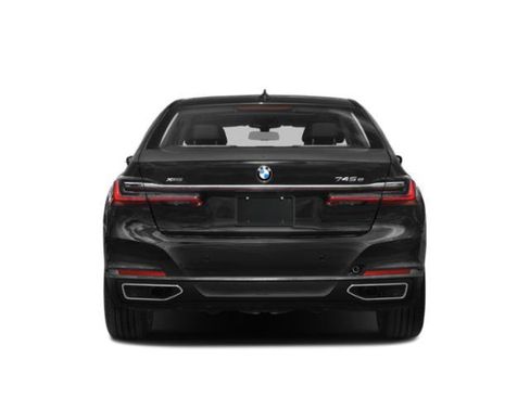 Used 2020 BMW 745e xDrive AWD/4WD image 8