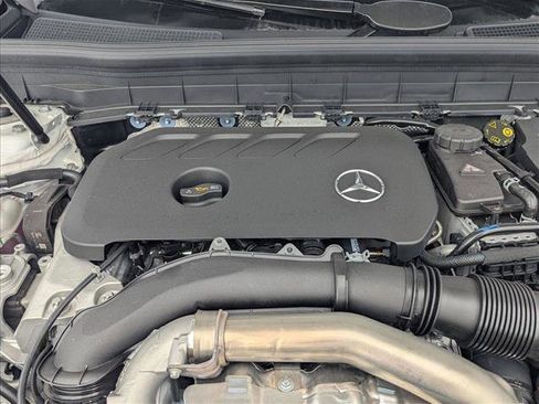 New 2026 Mercedes-Benz GLB 250 image 15