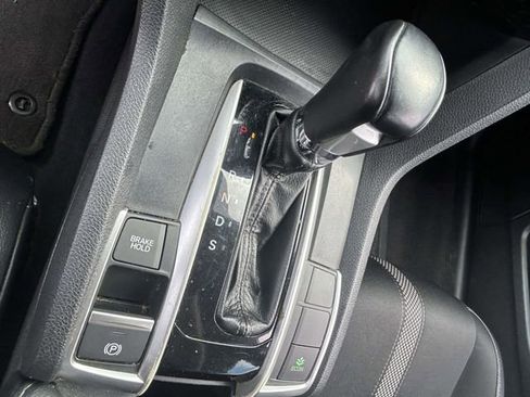 Used 2019 Honda Civic Sport image 18