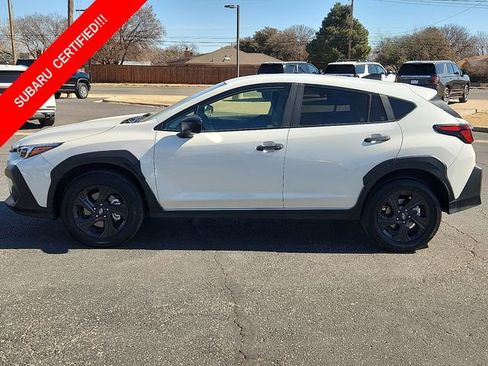 Used 2025 Subaru Crosstrek 2.0i image 2