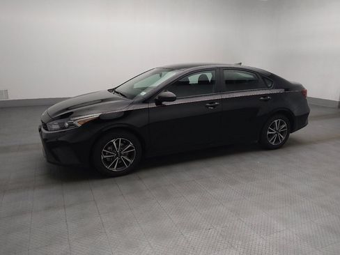 Used 2024 Kia Forte LXS FWD image 2