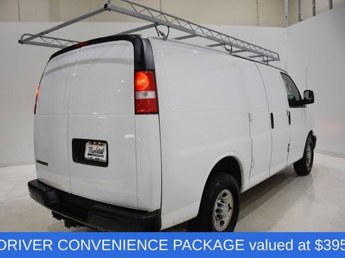 Used 2020 Chevrolet Express 3500 w/ Driver Convenience Package image 4