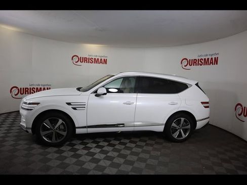 Used 2022 Genesis GV80 2.5T w/ Advanced Package 02 AWD/4WD image 3