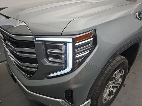 Used 2025 GMC Sierra 1500 SLT image 14