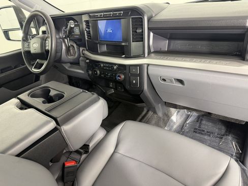 Used 2024 Ford F350 XL AWD/4WD image 11