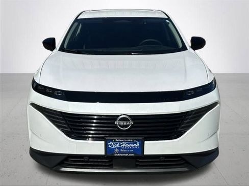 New 2025 Nissan Murano SV AWD/4WD image 3