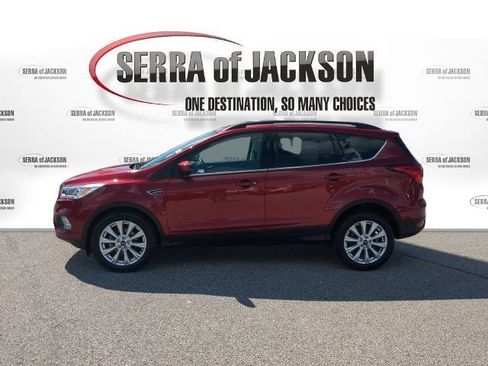 Used 2019 Ford Escape SEL FWD image 5