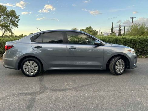 Used 2020 Kia Rio S image 5
