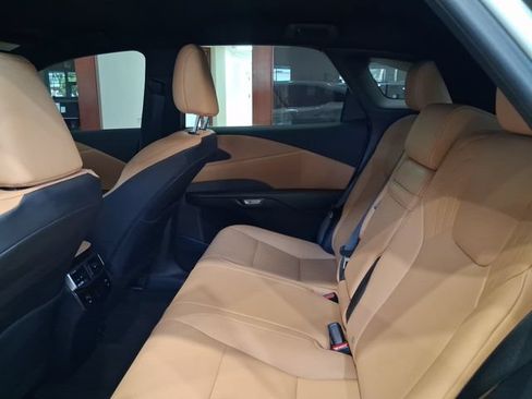 Used 2025 Lexus RX 350 FWD w/ Technology Package image 6