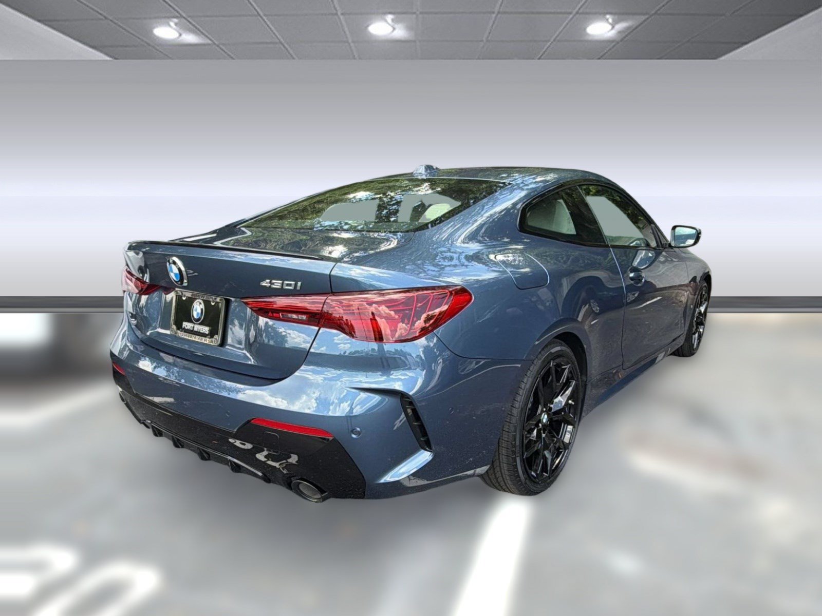 New 2027 BMW 430i Coupe w/ M Sport Package RWD image 9