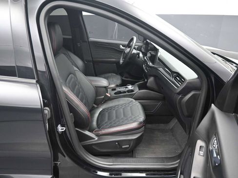 Used 2023 Ford Escape ST-Line Elite w/ Premium Technology Package image 12