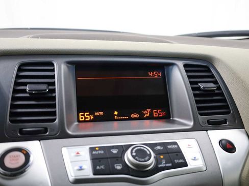 Used 2014 Nissan Murano S image 28