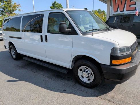 Used 2020 Chevrolet Express 3500 LS RWD image 1