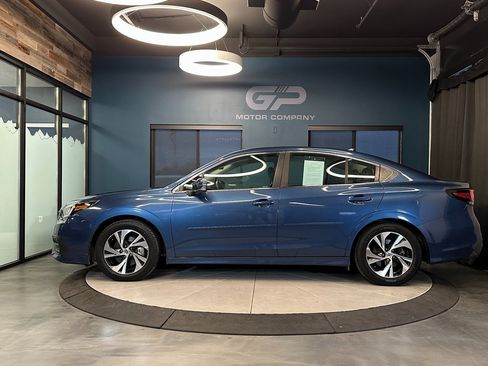Used 2022 Subaru Legacy Premium image 6