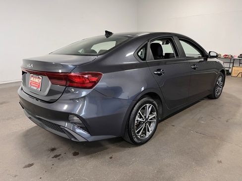 Used 2023 Kia Forte LXS image 5