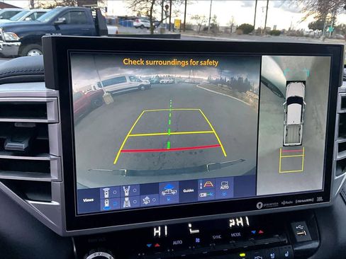 Used 2022 Toyota Tundra Platinum image 27