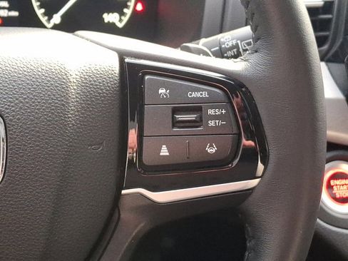 Certified 2025 Honda Odyssey EX-L image 23