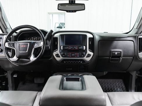 Used 2016 GMC Sierra 2500 SLT w/ Suspension Package, Off-Road image 9