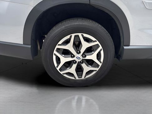 Used 2023 Subaru Forester Premium AWD/4WD image 15