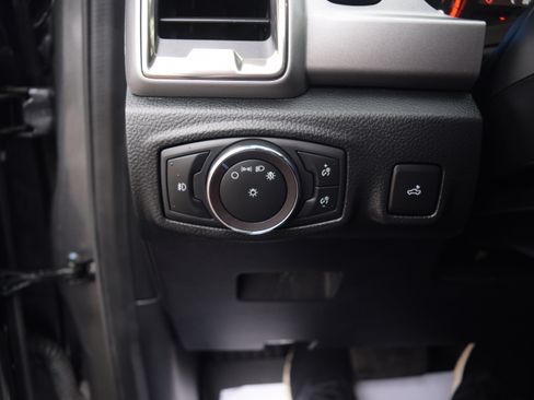 Used 2019 Ford Ranger XLT w/ Equipment Group 301A Mid image 7