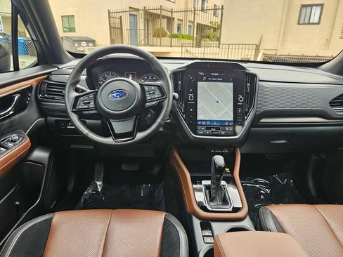 Certified 2025 Subaru Forester Touring w/ Popular Package - Touring AWD/4WD image 20